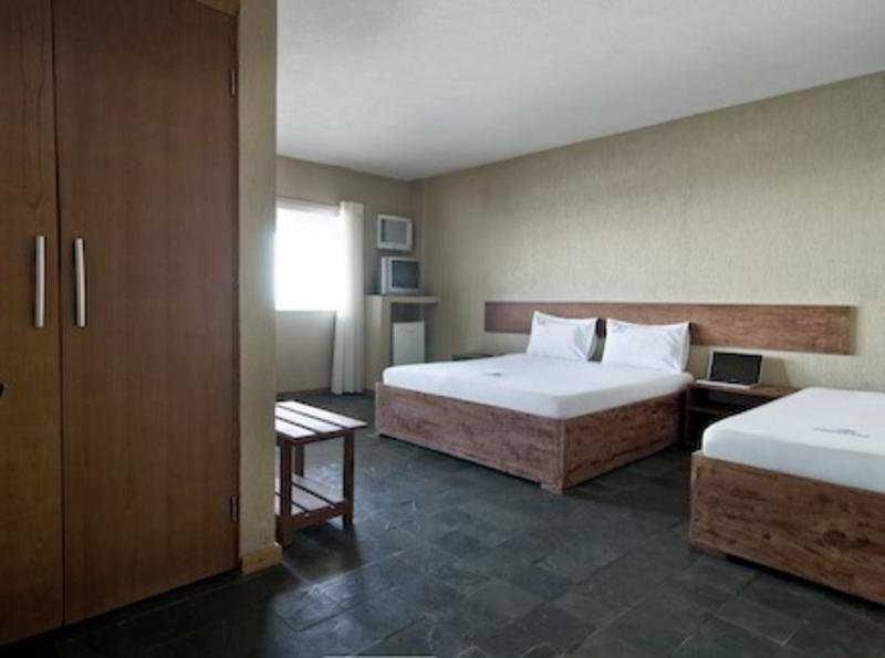 Oyo Hotel Arembepe Beach Hotel, Camacari ภายนอก รูปภาพ